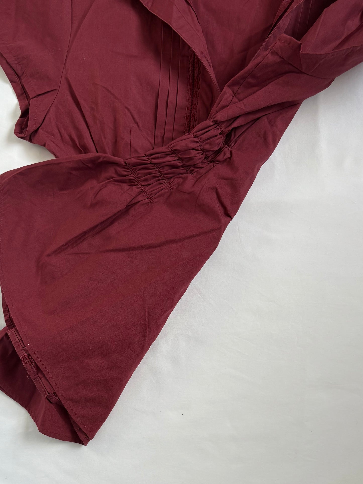 00’s Maroon cinched shirt | Size 10