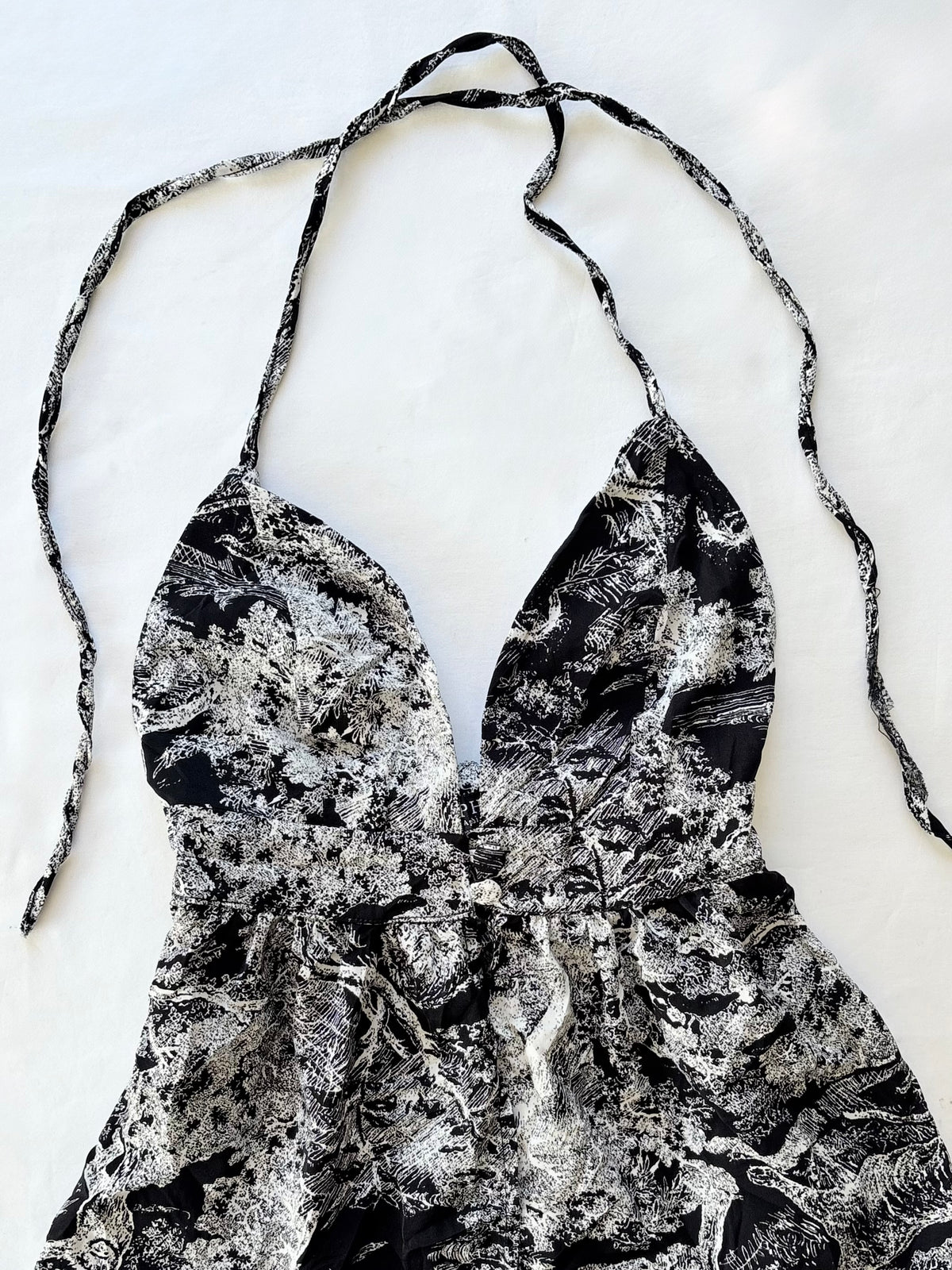 00’s APHI split front halter top | Size 4-6