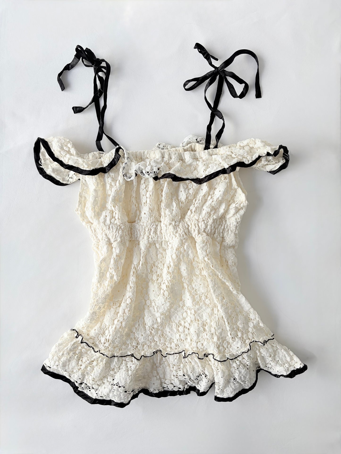 00’s Liz Lisa off the shoulder top | Size 8