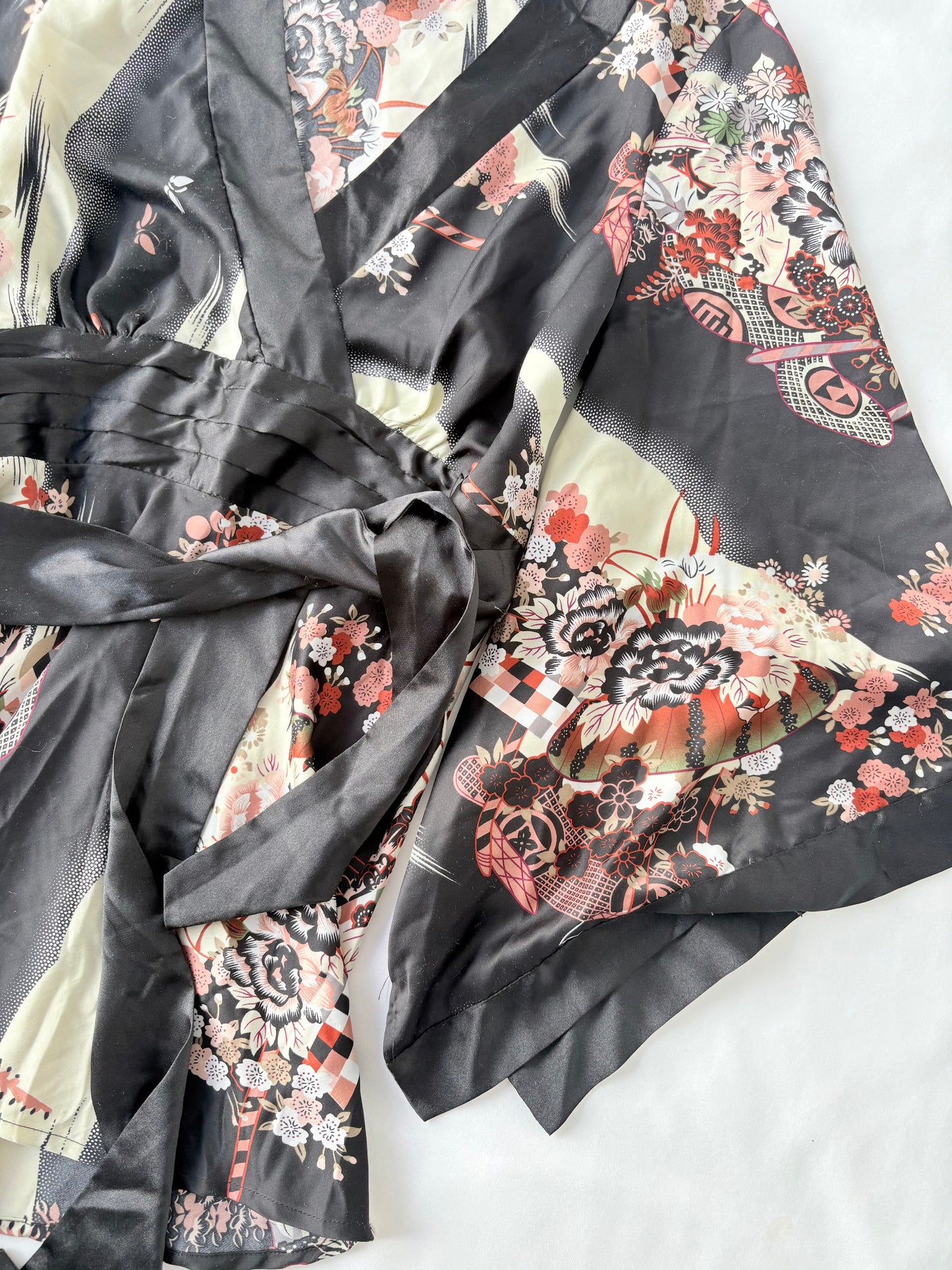 00’s Japanese blossom flared top | Size small