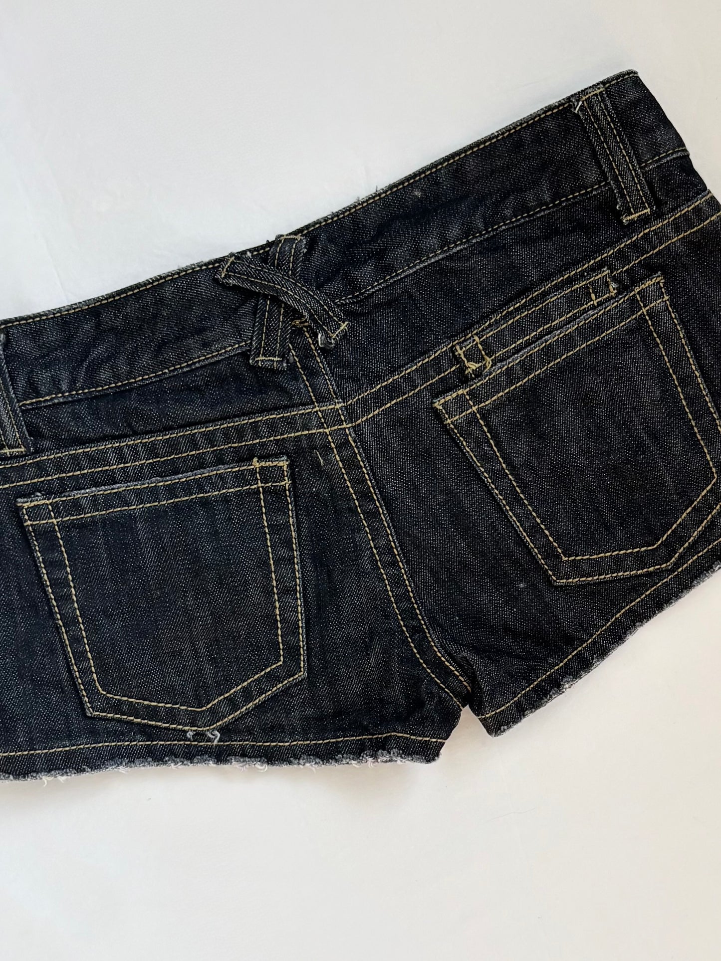 00’s Upper Freak dark wash shorts | Size 8
