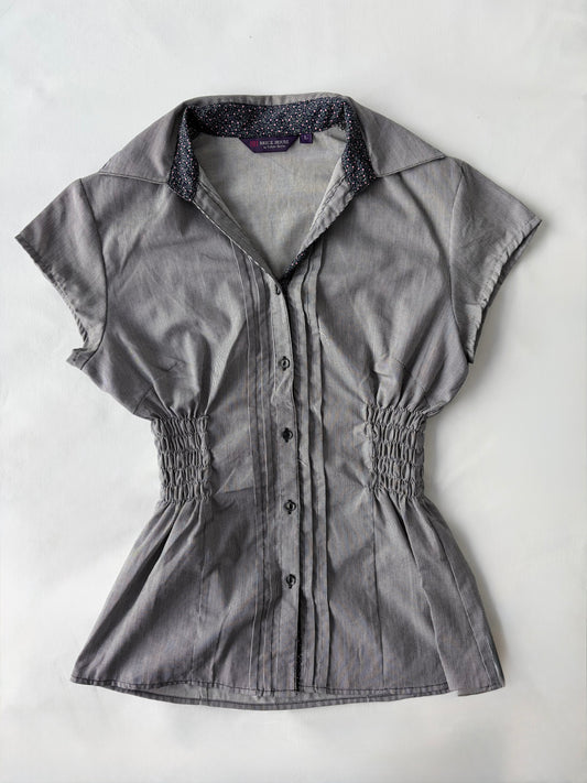 00’s Grey Brick House cinched shirt | Size 10-12