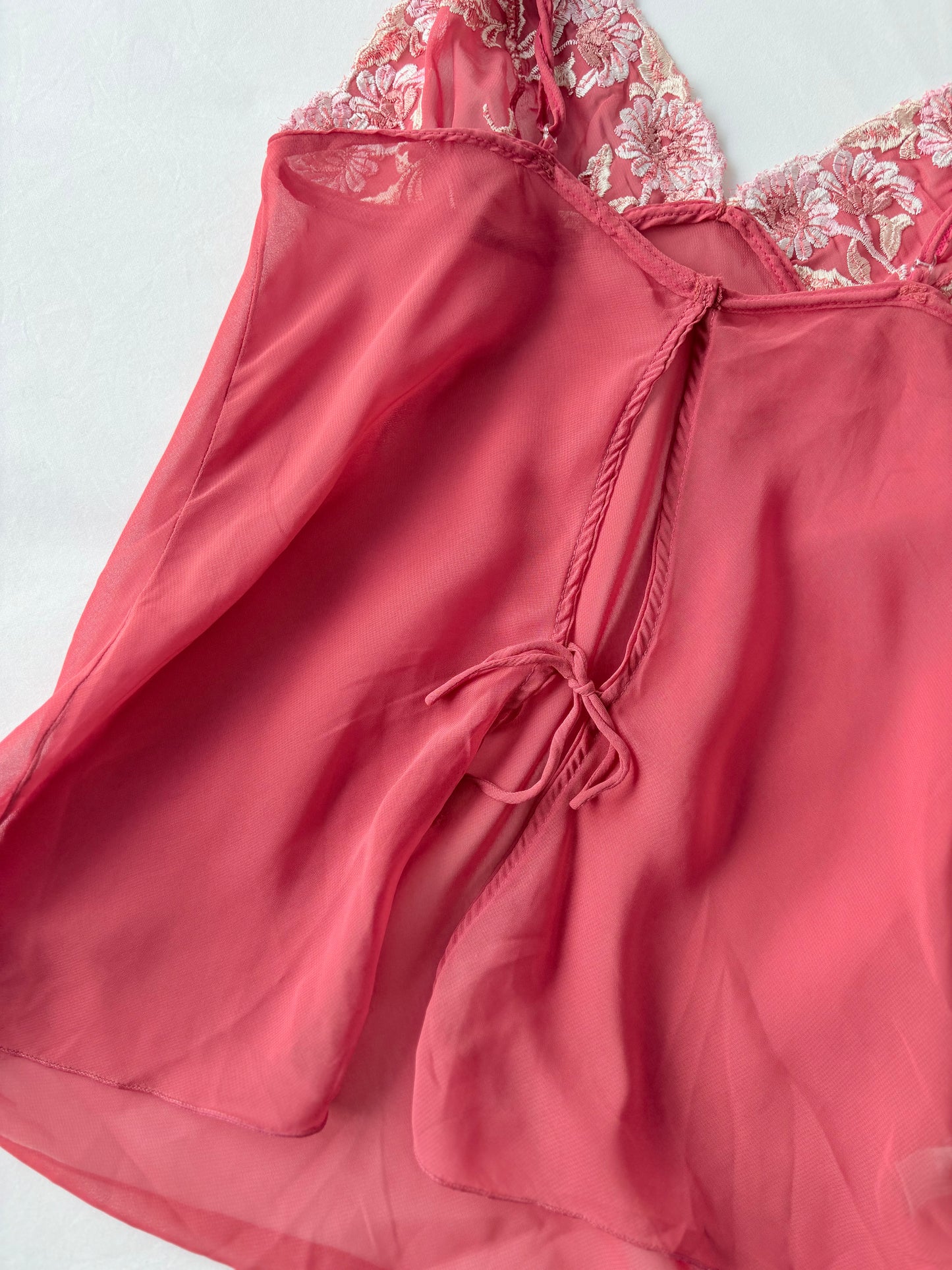 00’s Brazilian split back cami | Size 8-10