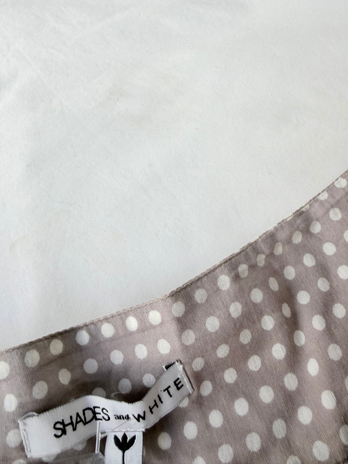 00’s Grey polka dot midi skirt | Size 12