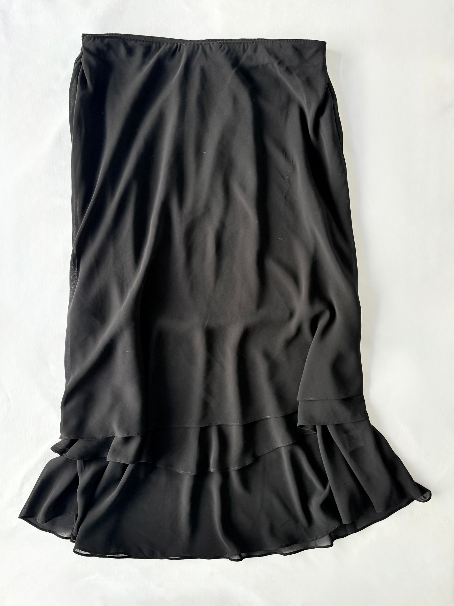 00’s Black ruffle maxi skirt | Size 8-10