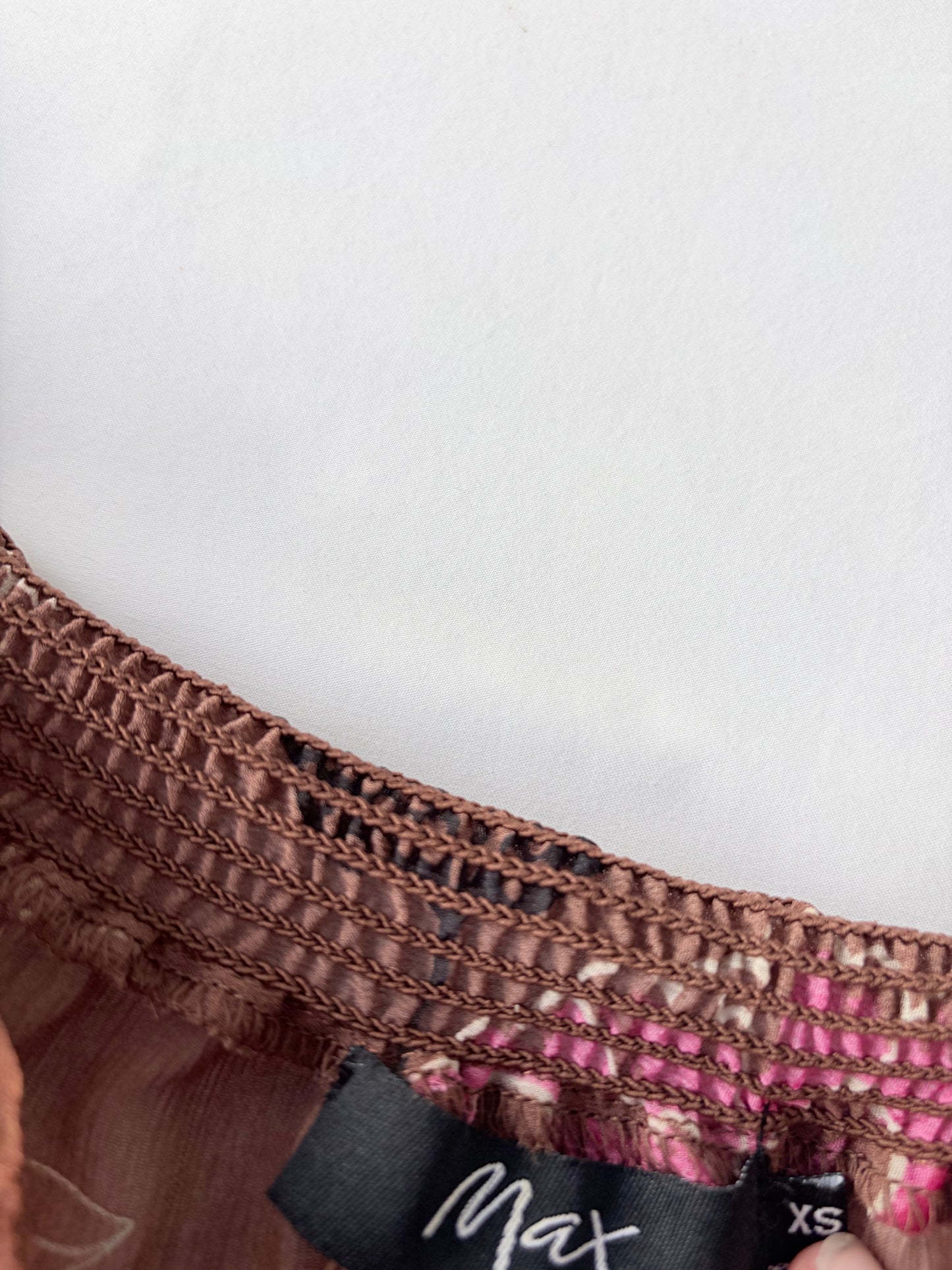 00’s Max off the shoulder top | Size 10